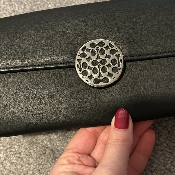 Coach Wallet - Picture 6 of 6